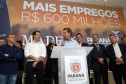 O Grupo Madero confirmou nesta quarta-feira (29), em cerimônia no Palácio Iguaçu, investimentos de R$ 600 milhões na ampliação das operações da empresa em Ponta Grossa, na região dos Campos Gerais. O anúncio foi feito pelo presidente do Grupo, Júnior Durski, ao lado do governador Carlos Massa Ratinho Junior e do apresentador Luciano Huck, sócio do empreendimento.  -  Curitiba, 29/05/2019  -  Foto Gilson Abreu/ANPr