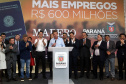 O Grupo Madero confirmou nesta quarta-feira (29), em cerimônia no Palácio Iguaçu, investimentos de R$ 600 milhões na ampliação das operações da empresa em Ponta Grossa, na região dos Campos Gerais. O anúncio foi feito pelo presidente do Grupo, Júnior Durski, ao lado do governador Carlos Massa Ratinho Junior e do apresentador Luciano Huck, sócio do empreendimento.  -  Curitiba, 29/05/2019  -  Foto Gilson Abreu/ANPr