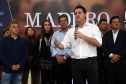 O Grupo Madero confirmou nesta quarta-feira (29), em cerimônia no Palácio Iguaçu, investimentos de R$ 600 milhões na ampliação das operações da empresa em Ponta Grossa, na região dos Campos Gerais. O anúncio foi feito pelo presidente do Grupo, Júnior Durski, ao lado do governador Carlos Massa Ratinho Junior e do apresentador Luciano Huck, sócio do empreendimento.  -  Curitiba, 29/05/2019  -  Foto Gilson Abreu/ANPr