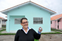Dezessete famílias de Paranaguá receberam nesta quarta-feira (29) as chaves da casa própria. A partir de agora elas residem no Moradias Porto Seguro I, empreendimento que recebeu cerca de R$ 1,2 milhão de investimento, recursos financiados pelo Governo do Estado, por meio da Companhia de Habitação do Paraná (Cohapar). Foto:Bianca Breus / Cohapar