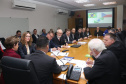 Uma comitiva de empresários e políticos da República Tcheca, liderada pela embaixadora Sandra Linkensederová, esteve nesta quarta-feira (29) no Paraná para discutir possíveis investimentos no Estado. Acompanhados do vice-governador Darci Piana, os tchecos foram a Ponta Grossa, nos Campos Gerais, onde estudam instalar uma unidade da fabricante de caminhões Tacla. Foto: Camila Tonetti