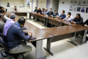 A diretoria-executiva dos Portos do Paraná debateu nesta sexta-feira (31) a retomada de investimentos no Porto de Antonina. Equipes das diretorias de engenharia, meio ambiente, empresarial, administrativa-financeira e jurídica visitaram a sede Barão de Teffé e o Terminal Portuário Ponta do Felix (TPPF). Foto; APPA