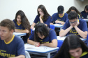 Uma verdadeira força-tarefa foi instalada nesta terça-feira (11) para a realização da segunda edição da Prova Paraná, avaliação diagnóstica desenvolvida pela Secretaria de Estado da Educação e do Esporte que é aplicada hoje em todas as escolas da rede estadual e nas escolas municipais de 398 cidades. Foto: José Fernando Ogura/ANPr