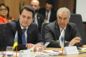 O governador Carlos Massa Ratinho Junior cumpriu agenda em Brasília (DF) nesta terça-feira (11) e participou de diversas reuniões e encontros. Pela manhã, esteve na quinta reunião do Fórum de Governadores.  -  Curitiba, 11/06/2019  -  Fotos: Paulo H. Carvalho / Agencia Brasilia. 