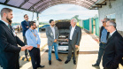 O vice-governador do Paraná Darci Piana, acompanhado do Diretor de Operações do Sebrae, Júlio Agostini e o Vice-presidente da Fecomércio e presidente do Sindilojas, Carlos Rodrigues do Nascimento visitaram a planta de produção de biogás e biometano, administrada pelo CIBiogás e que abastece parte da frota dos veículos da usina hidrelétrica de Itaipu.