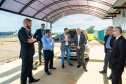 O vice-governador do Paraná Darci Piana, acompanhado do Diretor de Operações do Sebrae, Júlio Agostini e o Vice-presidente da Fecomércio e presidente do Sindilojas, Carlos Rodrigues do Nascimento visitaram a planta de produção de biogás e biometano, administrada pelo CIBiogás e que abastece parte da frota dos veículos da usina hidrelétrica de Itaipu.