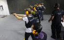 A Polícia Civil do Paraná promoveu na sexta-feira (14) a primeira edição do Curso de Orientação à Imprensa em Áreas de Conflito Armado, em Curitiba. Noções básicas sobre procedimentos policiais em locais de crime, atendimento pré-hospitalar de combate e instrução de tiro foram algumas das disciplinas ministradas no treinamento, que reuniu 20 jornalistas de veículos de comunicação paranaenses.  Curitiba, 17/06/2019  -  Foto: Divulgação Polícia Civil