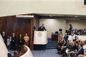 O governador Carlos Massa Ratinho Junior participa da entrega do título de Cidadão Honorário do Paraná ao senador Oriovisto Guimarães, na Assembleia Legislativa do Paraná Curitiba, 17/06/2019 -Foto: Geraldo Bubniak/ANPr