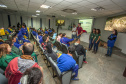 Encerrando as atividades do primeiro semestre do Porto Escola, a equipe da Diretoria de Meio Ambiente da Portos do Paraná recebeu nesta quinta-feira (27) 160 alunos com necessidades especiais da Escola Municipal Eva Cavani, de Paranaguá.  -  Curitiba, 27/06/2019  -  Foto: Cládio Neves/Portos do Paraná