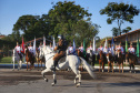 O governador Carlos Massa Ratinho Junior e o presidente em exercício Hamilton Mourão receberam nesta sexta-feira (28) a medalha Heróis da Cavalaria, da Polícia Montada Coronel Dulcídio. A condecoração foi entregue na cerimônia, em Curitiba, que comemora os 140 anos do regimento, que é a unidade mais antiga da Polícia Militar do Paraná. - Curitiba, 28/06/2019 - Foto: José Fernando Ogura/ANPr