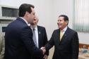 O governador Carlos Massa Ratinho Junior e o presidente em exercício Hamilton Mourão receberam nesta sexta-feira (28) a medalha Heróis da Cavalaria, da Polícia Montada Coronel Dulcídio. A condecoração foi entregue na cerimônia, em Curitiba, que comemora os 140 anos do regimento, que é a unidade mais antiga da Polícia Militar do Paraná. - Curitiba, 28/06/2019 - Foto: José Fernando Ogura/ANPr