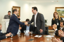 O governador Carlos Massa Ratinho Junior recebe no Palácio Iguaçu representantes das APAES para assinatura de Termo Aditivo. Curitiba, 02/07/2019  -  Foto: Rodrigo Félix Leal/ANPr