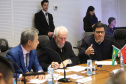 O vice-governador Darci Piana, recebe delegação chinesa, no Palácio Iguaçu. Participaram: Ceo da CCCC Chang Youngbu; presidente da CCCC no Brasil, Lin Li; presidente da Concremat, Mauro Viegas Neto; presidente da SDC do Brasil, Luo Jung; secretário de Infraestrutura e Logística, Sandro Alex; presidente da Paraná Desenvolvimento, Eduardo Bekin e o superintendente dos Portos do Paraná, Luiz Fernando Garcia.Curitiba, 08-07-19.Foto: Arnaldo Alves / ANPr.
