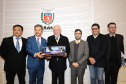 O vice-governador Darci Piana, recebe delegação chinesa, no Palácio Iguaçu. Participaram: Ceo da CCCC Chang Youngbu; presidente da CCCC no Brasil, Lin Li; presidente da Concremat, Mauro Viegas Neto; presidente da SDC do Brasil, Luo Jung; secretário de Infraestrutura e Logística, Sandro Alex; presidente da Paraná Desenvolvimento, Eduardo Bekin e o superintendente dos Portos do Paraná, Luiz Fernando Garcia.Curitiba, 08-07-19.Foto: Arnaldo Alves / ANPr.