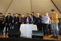 Entrega de moradias para 100 famílias de Marechal Cândido Rondon, no Oeste do Paraná, nesta segunda-feira (15). Marechal Cândido Rondon, 15/07/2019 -  Foto: Geraldo Bubniak/ANPr