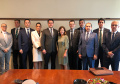 O governador Carlos Massa Ratinho Junior se reuniu nesta terça-feira (16) com a vice-governadora do estado de Nova York, Kathy Hochul, e propôs parcerias em diversas áreas, mas principalmente em agricultura, segurança pública e uso de tecnologia para melhorar a vida dos cidadãos. O intuito é fortalecer modelos de gestão entre os dois Estados para ampliar oportunidades de desenvolvimento econômico e social. Foto: Divulgação/ANPr