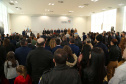 O governador em exercício Darci Piana foi escolhido pelo Instituto Boina Azul, do Rio Grande do Sul, para representar o Paraná na homenagem à Segurança Pública do Estado. A solenidade de entrega da Medalha de Grau Cavaleiro ocorreu nesta quinta-feira (18) no salão de atos do Palácio Iguaçu. Foto: José Fernando Ogura/ANPr