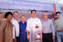 A primeira usina do Brasil de produção de biogás a partir do tratamento dos dejetos de suínos começou a funcionar no Paraná nesta quarta-feira (24), em Entre Rios do Oeste, na Região Oeste do Estado. O governador Carlos Massa Ratinho Junior inaugurou a unidade geradora cuja capacidade total é de 480 KW, transformando por dia 215 toneladas de um agente poluidor em energia limpa. Foto: Rodrigo Felix Leal/ANPr