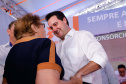 A primeira usina do Brasil de produção de biogás a partir do tratamento dos dejetos de suínos começou a funcionar no Paraná nesta quarta-feira (24), em Entre Rios do Oeste, na Região Oeste do Estado. O governador Carlos Massa Ratinho Junior inaugurou a unidade geradora cuja capacidade total é de 480 KW, transformando por dia 215 toneladas de um agente poluidor em energia limpa. Foto: Rodrigo Felix Leal/ANPr