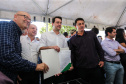 Pavimentação de ruas, melhoria em quadras poliesportivas, revitalização de praça, construção de barracões industriais e compra de equipamentos rodoviários são os principais investimentos que 15 municípios da região Norte do Paraná farão com apoio do Governo do Estado