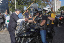 O governador Carlos Massa Ratinho Junior participou e deu as boas-vindas aos motoqueiros, presentes na benção em comemoração ao seu dia. Curitiba, 17-07-19.Foto: Arnaldo Alves / ANPr.