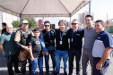 O governador Carlos Massa Ratinho Junior disse neste sábado (27) que o Governo do Paraná prepara, em parceria com motociclistas, uma agenda turística robusta para integrar ainda mais os clubes e potencializar as viagens ao encontro das belezas naturais do Estado. Ele participou das comemorações da 1ª Moto União, no Palácio Iguaçu, evento idealizado pelo Departamento de Trânsito do Paraná (Detran-PR) que passa a fazer parte do calendário estadual em razão do Dia do Motociclista.