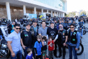 O governador Carlos Massa Ratinho Junior disse neste sábado (27) que o Governo do Paraná prepara, em parceria com motociclistas, uma agenda turística robusta para integrar ainda mais os clubes e potencializar as viagens ao encontro das belezas naturais do Estado. Ele participou das comemorações da 1ª Moto União, no Palácio Iguaçu, evento idealizado pelo Departamento de Trânsito do Paraná (Detran-PR) que passa a fazer parte do calendário estadual em razão do Dia do Motociclista.