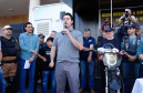 O governador Carlos Massa Ratinho Junior disse neste sábado (27) que o Governo do Paraná prepara, em parceria com motociclistas, uma agenda turística robusta para integrar ainda mais os clubes e potencializar as viagens ao encontro das belezas naturais do Estado. Ele participou das comemorações da 1ª Moto União, no Palácio Iguaçu, evento idealizado pelo Departamento de Trânsito do Paraná (Detran-PR) que passa a fazer parte do calendário estadual em razão do Dia do Motociclista.