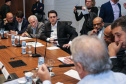 O governador Carlos Massa Ratinho Júnior recebe nesta segunda-feira (29),  prefeitos da Margem do Rio Paranapanema para tratar da retirada da energia vendida por usinas da formação do valor adicionado do ICMS. Curitiba, 29/07/2019 -Foto: Geraldo Bubniak/ANPr