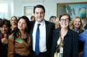 O governador Carlos Massa Ratinho Junior autorizou nesta terça-feira (30) o pagamento das progressões e promoções de carreira do Quadro Próprio do Poder Executivo (QPPE) e dos Servidores da Secretaria de Estado da Saúde (QPSS). A implantação dos avanços representa um investimento de R$ 30 milhões na folha do Estado.
