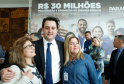 O governador Carlos Massa Ratinho Junior autorizou nesta terça-feira (30) o pagamento das progressões e promoções de carreira do Quadro Próprio do Poder Executivo (QPPE) e dos Servidores da Secretaria de Estado da Saúde (QPSS). A implantação dos avanços representa um investimento de R$ 30 milhões na folha do Estado.