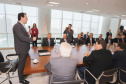 O governador Carlos Massa Ratinho Junior e o diretor-presidente da Itaipu, general Joaquim Silva e Luna, assinaram nesta quinta-feira (01), convênio para dar início à construção da segunda ponte ligando o Brasil ao Paraguai, em Foz do Iguaçu.Curitiba, 01-08-19.Foto: Arnaldo Alves / ANPr.