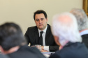 O governador Carlos Massa Ratinho Junior recebeu nesta quarta-feira (7), no Palácio Iguaçu, dirigentes da OnlyStars, que representam grupos empresariais chineses e portugueses no Brasil.    Curitiba, 05/08/2019 -Foto: Geraldo Bubniak/ANPr