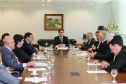 O governador Carlos Massa Ratinho Junior recebeu nesta quarta-feira (7), no Palácio Iguaçu, dirigentes da OnlyStars, que representam grupos empresariais chineses e portugueses no Brasil.    Curitiba, 05/08/2019 -Foto: Geraldo Bubniak/ANPr