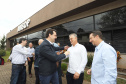 O governador Carlos Massa Ratinho Junior reúne-se com prefeitos na sede da Associação dos Municípios do Sudoeste do Paraná (Amsop), em Francisco Beltrão e assina autorização para licitações de obras para a infraestrutura urbana