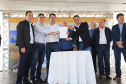 O governador Carlos Massa Ratinho Junior reúne-se com prefeitos na sede da Associação dos Municípios do Sudoeste do Paraná (Amsop), em Francisco Beltrão e assina autorização para licitações de obras para a infraestrutura urbana