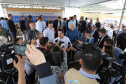 O governador Carlos Massa Ratinho Junior reúne-se com prefeitos na sede da Associação dos Municípios do Sudoeste do Paraná (Amsop), em Francisco Beltrão e assina autorização para licitações de obras para a infraestrutura urbana