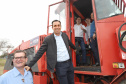O governador Carlos Massa Ratinho Junior reúne-se com prefeitos na sede da Associação dos Municípios do Sudoeste do Paraná (Amsop), em Francisco Beltrão e assina autorização para licitações de obras para a infraestrutura urbana