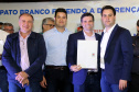 O governador Carlos Massa Ratinho Junior autorizou nesta quinta-feira (8), em Pato Branco, o repasse de R$ 20 milhões para a construção do novo prédio da prefeitura da cidade. O convênio prevê R$ 6 milhões de contrapartida municipal. O governador Carlos Massa Ratinho Junior autorizou nesta quinta-feira (8), em Pato Branco, o repasse de R$ 20 milhões para a construção do novo prédio da prefeitura da cidade. O convênio prevê R$ 6 milhões de contrapartida municipal. 