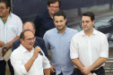 O governador Carlos Massa Ratinho Junior participa nesta sexta-feira (09), em na câmara de Toledo, a liberação de recursos para municípios da região Oeste. Participaram: prefeito de Toledo, Lucio De Marchi; secretário Chefe da Casa Civil, Guto Silva; de Desenvolvimento Urbano, João Carlos Ortega; do Planejamento, Valdemar Jorge e da Infraestrutura e Logística, Sandro Alex; deputados e demais autoridades.Toledo, 09-08-19.Foto: Arnaldo Alves / ANPr.
