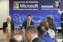 O Governo do Estado e a Microsoft Brasil firmaram nesta quarta-feira (14), protocolo de intenções para colaboração mútua em ações nas áreas da educação, qualificação, inovação e empreendedorismo. O documento foi assinado pelo governador Carlos Massa Ratinho Junior e a presidente da Microsoft Brasil, Tânia Conte Cosentino.
