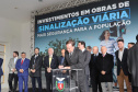 O governador Carlos Massa Ratinho Junior e o diretor do Detran, Cezar Kogut, autorizam repasse do Detran para municípios realizarem obras de sinalização nas cidades.Curitiba, 14-08-19Foto: Arnaldo Alves / ANPr.