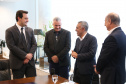 O governador Carlos Massa Ratinho Junior recebeu nesta quarta-feira (14), no Palácio Iguaçu, em Curitiba, o diretor-superintendente da empresa de laticínios Piracanjuba, Cesar Helou. Na reunião, o executivo confirmou dois novos investimentos da Região Sudoeste do Paraná que, somados, atingem o valor de R$ 110 milhões. A previsão é que os empreendimentos gerem 370 empregos diretor.