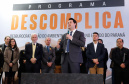 O governador Carlos Massa Ratinho Junior e o chefe da Casa Civil, Guto Silva, lançaram nesta quarta-feira (14), no Palácio Iguaçu, o programa Descomplica, iniciativa de caráter permanente do Governo do Estado para simplificar e desburocratizar a vida dos empreendedores.