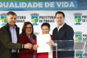 Pinhais, na Região Metropolitana de Curitiba, vai investir em construção de calçadas, compra de maquinários e reparos em escolas. O montante soma R$ 5,5 milhões e inbclui, também, a ampliação do sistema de abastecimento de água. Nesta sexta-feira (16), o governador Carlos Massa Ratinho Junior confirmou o pacote de investimento no município e destacou outras ações do Estado na Grande Curitiba.