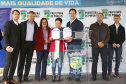 Pinhais, na Região Metropolitana de Curitiba, vai investir em construção de calçadas, compra de maquinários e reparos em escolas. O montante soma R$ 5,5 milhões e inbclui, também, a ampliação do sistema de abastecimento de água. Nesta sexta-feira (16), o governador Carlos Massa Ratinho Junior confirmou o pacote de investimento no município e destacou outras ações do Estado na Grande Curitiba.