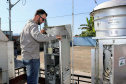 Como parte das atividades do programa de Educação Ambiental dos Portos do Paraná, alunos do 1º, 3º e 4º anos do curso técnico de Meio Ambiente do Colégio Estadual Brasílio Machado, de Antonina, tiveram nessa sexta-feira (16) uma aula prática sobre o monitoramento da qualidade do ar. Foto: Divulgação/APPA