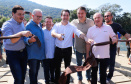O governador Carlos Massa Ratinho Junior e o prefeito de Guaratuba, Roberto Justus, inauguraram a ponte sobre o Rio Cubatão, em Guaratuba. 