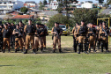 A Polícia Militar realizou duas novas edições da operação Tático Móvel na semana passada em Curitiba. O trabalho preventivo de segurança teve mais de 1,8 mil pessoas e 665 veículos abordados, com 16 prisões e 187 autos de infração lavrados. As ações envolveram 550 policiais entre quinta-feira (15) e sexta-feira (16/08).