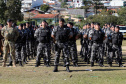 A Polícia Militar realizou duas novas edições da operação Tático Móvel na semana passada em Curitiba. O trabalho preventivo de segurança teve mais de 1,8 mil pessoas e 665 veículos abordados, com 16 prisões e 187 autos de infração lavrados. As ações envolveram 550 policiais entre quinta-feira (15) e sexta-feira (16/08).